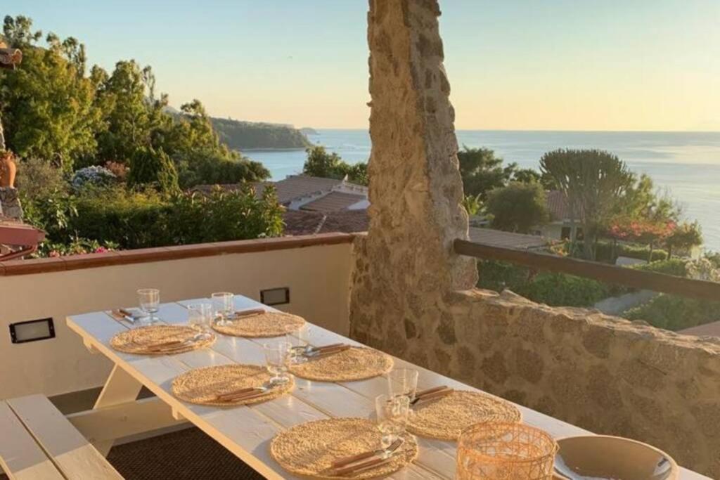 Boutique Apartment With Beach Within Walking Distance, Near Tropea Parghelia Zewnętrze zdjęcie