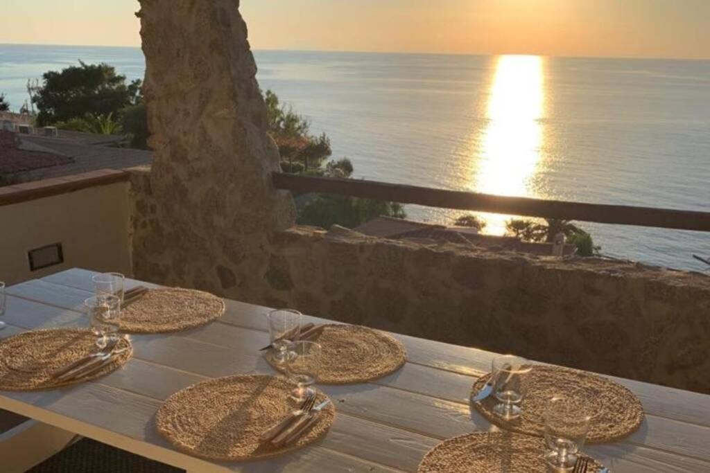 Boutique Apartment With Beach Within Walking Distance, Near Tropea Parghelia Zewnętrze zdjęcie