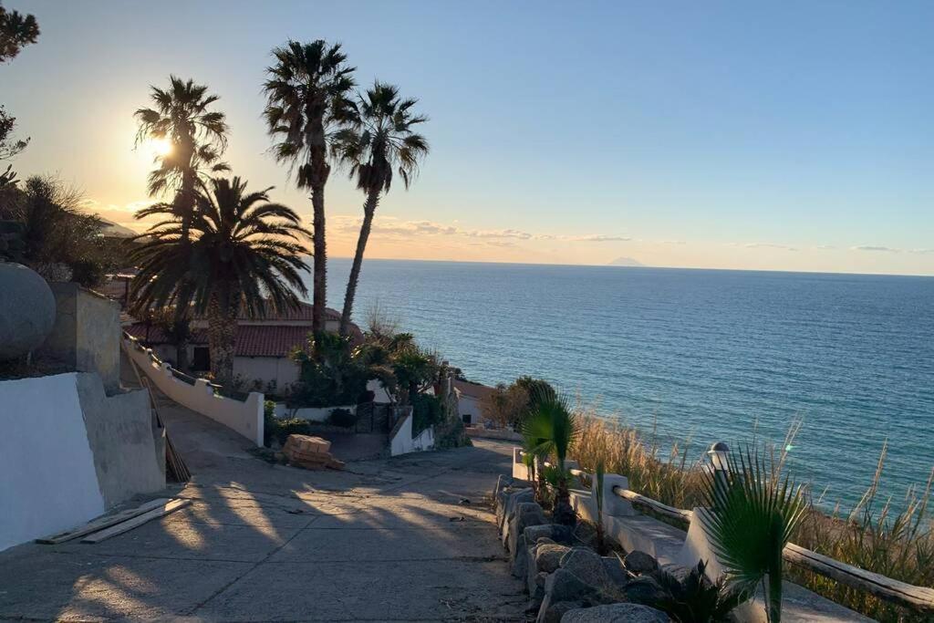 Boutique Apartment With Beach Within Walking Distance, Near Tropea Parghelia Zewnętrze zdjęcie