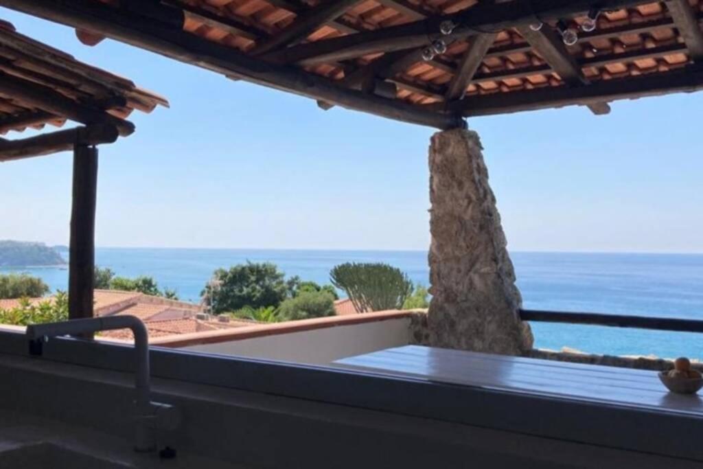 Boutique Apartment With Beach Within Walking Distance, Near Tropea Parghelia Zewnętrze zdjęcie