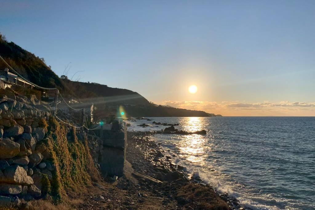 Boutique Apartment With Beach Within Walking Distance, Near Tropea Parghelia Zewnętrze zdjęcie